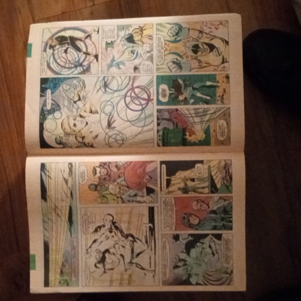 Comic Books - Picture 3 of 7